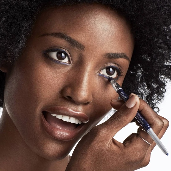 CLINIQUE Quickliner™ For Eyes Intense Eyeliner - intense plum - Picture 14 of 15